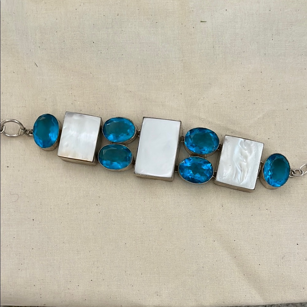 Handmade Mother of Pearl & Sea Blue Bracelet